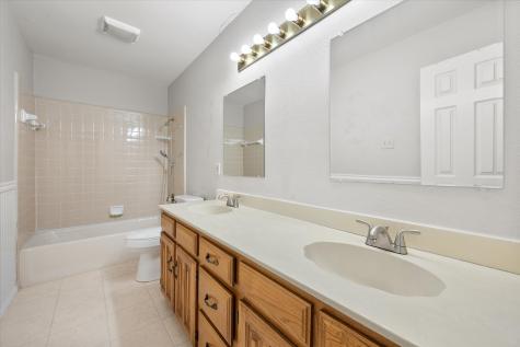 4705 Kensington Court Arlington TX 76016