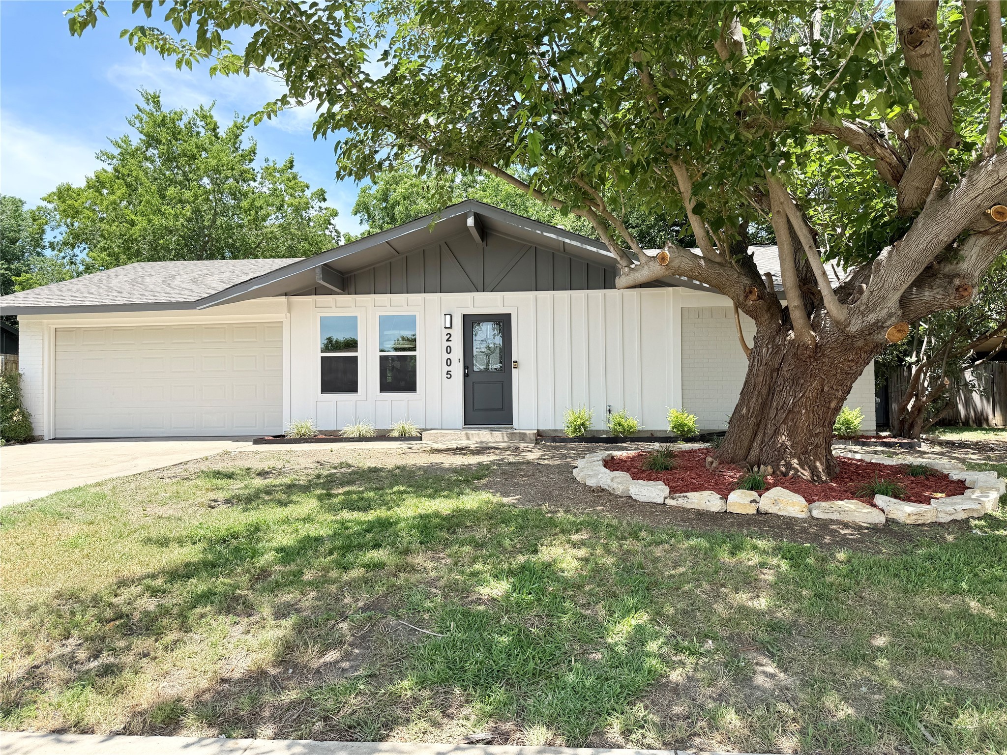 2005 Brentwood Lane Carrollton TX 75006