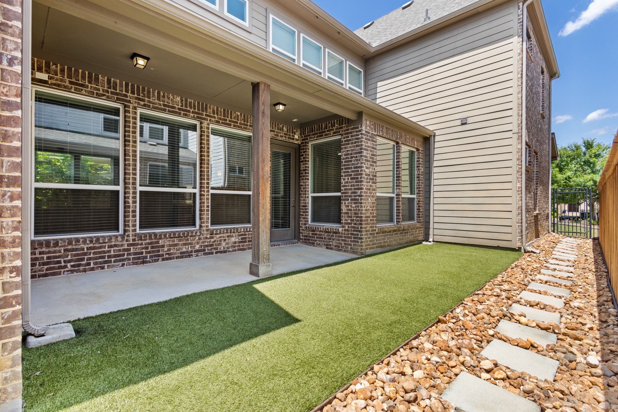 4207 Peach Blossom Drive Arlington TX 76005