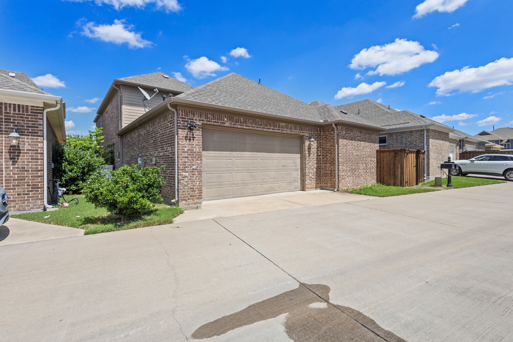 4207 Peach Blossom Drive Arlington TX 76005