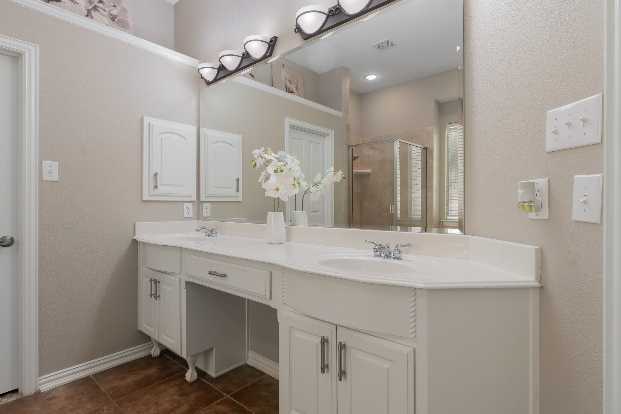 2207 Eagles Nest Drive Euless TX 76039