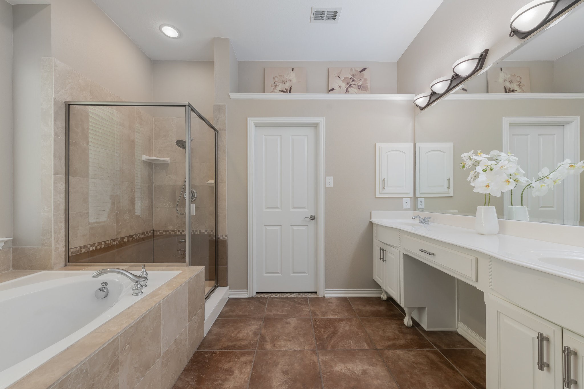 2207 Eagles Nest Drive Euless TX 76039