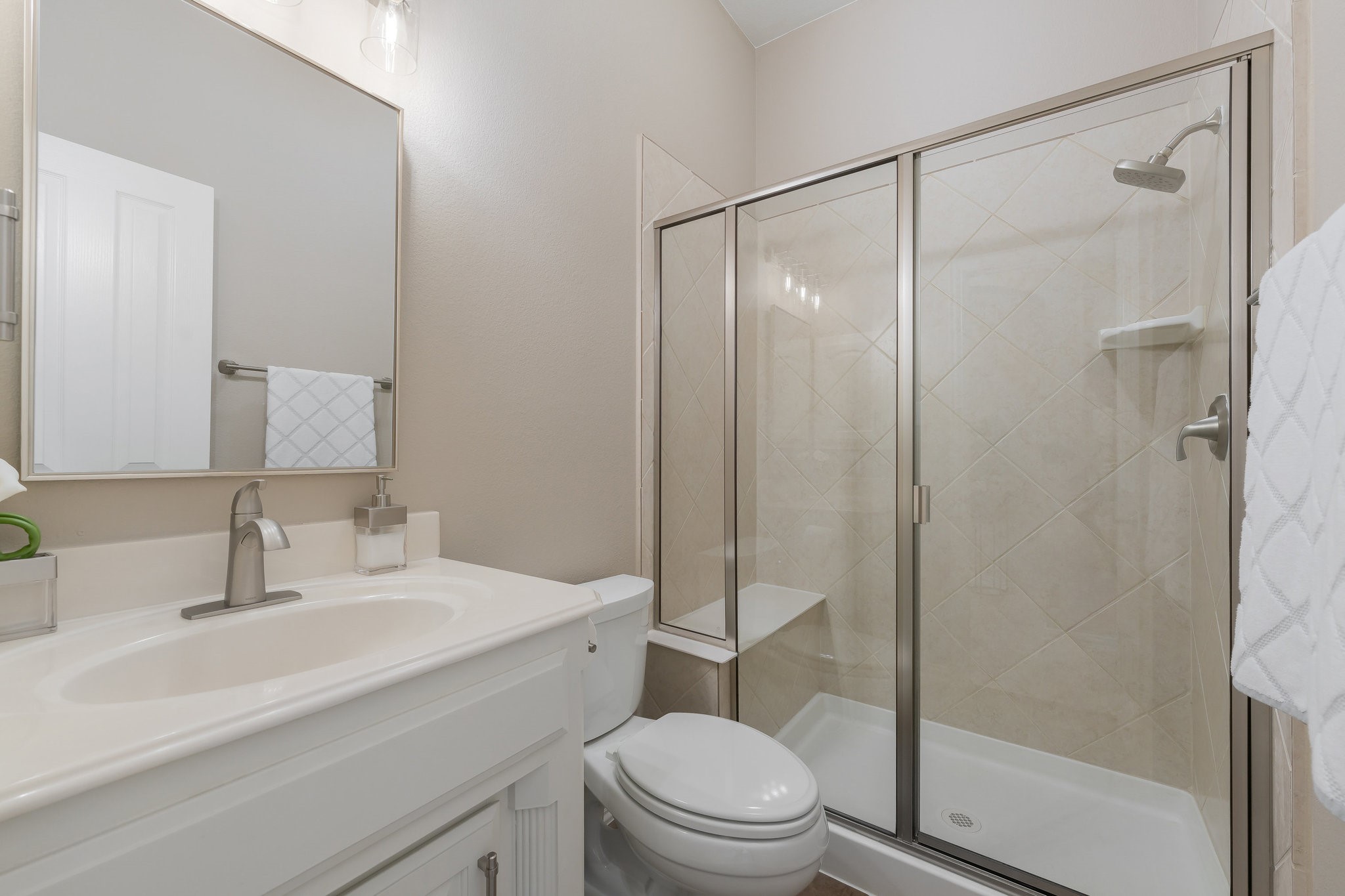 2207 Eagles Nest Drive Euless TX 76039