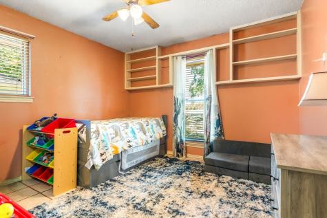 1107 Griffith Avenue Terrell TX 75160