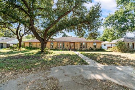 1107 Griffith Avenue Terrell TX 75160