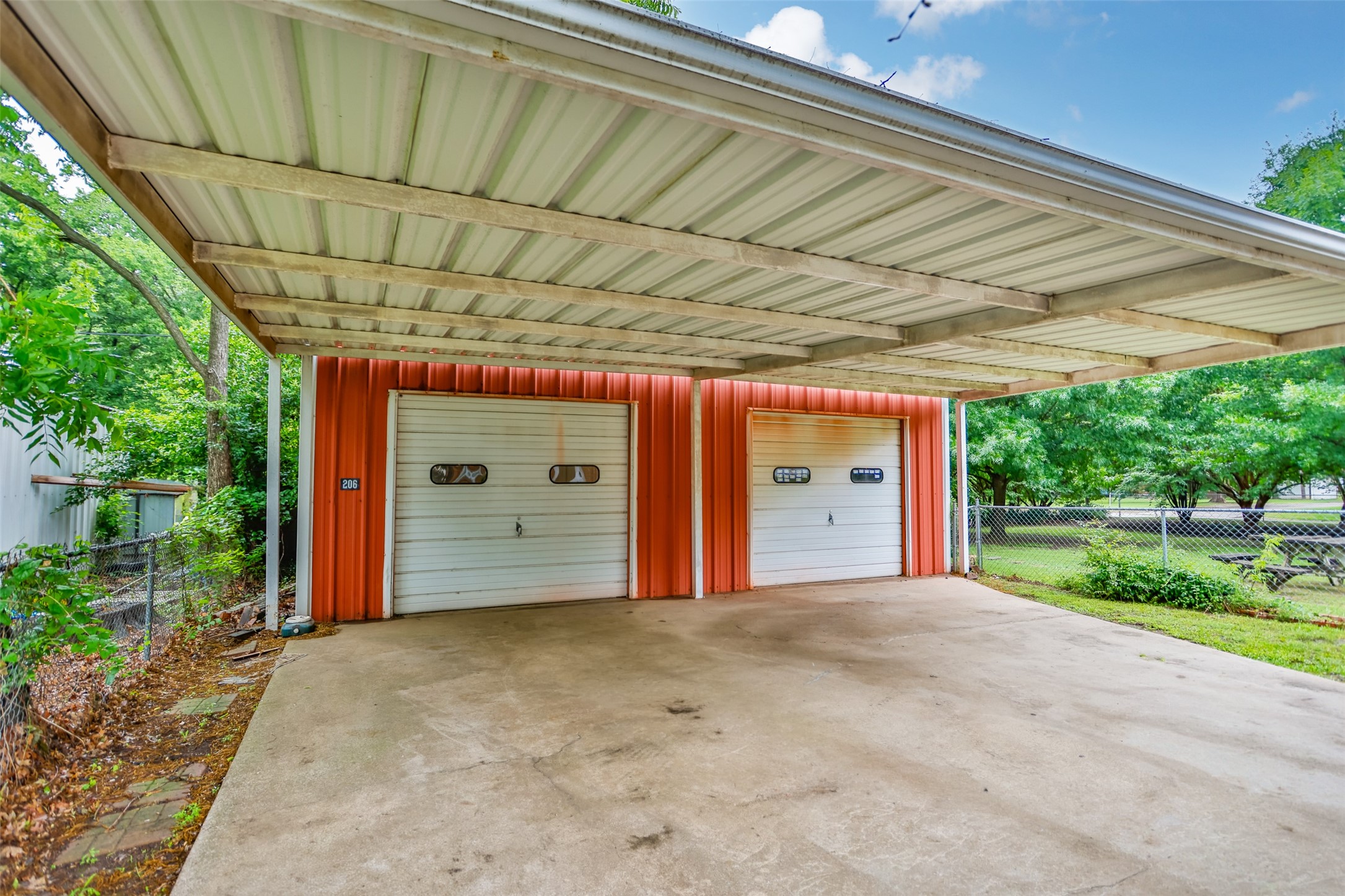 206 Ritchey Street Gainesville TX 76240