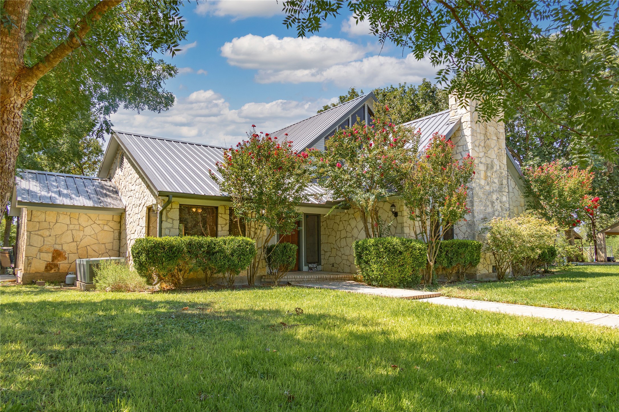4155 W Us Highway 190 San Saba TX 76877