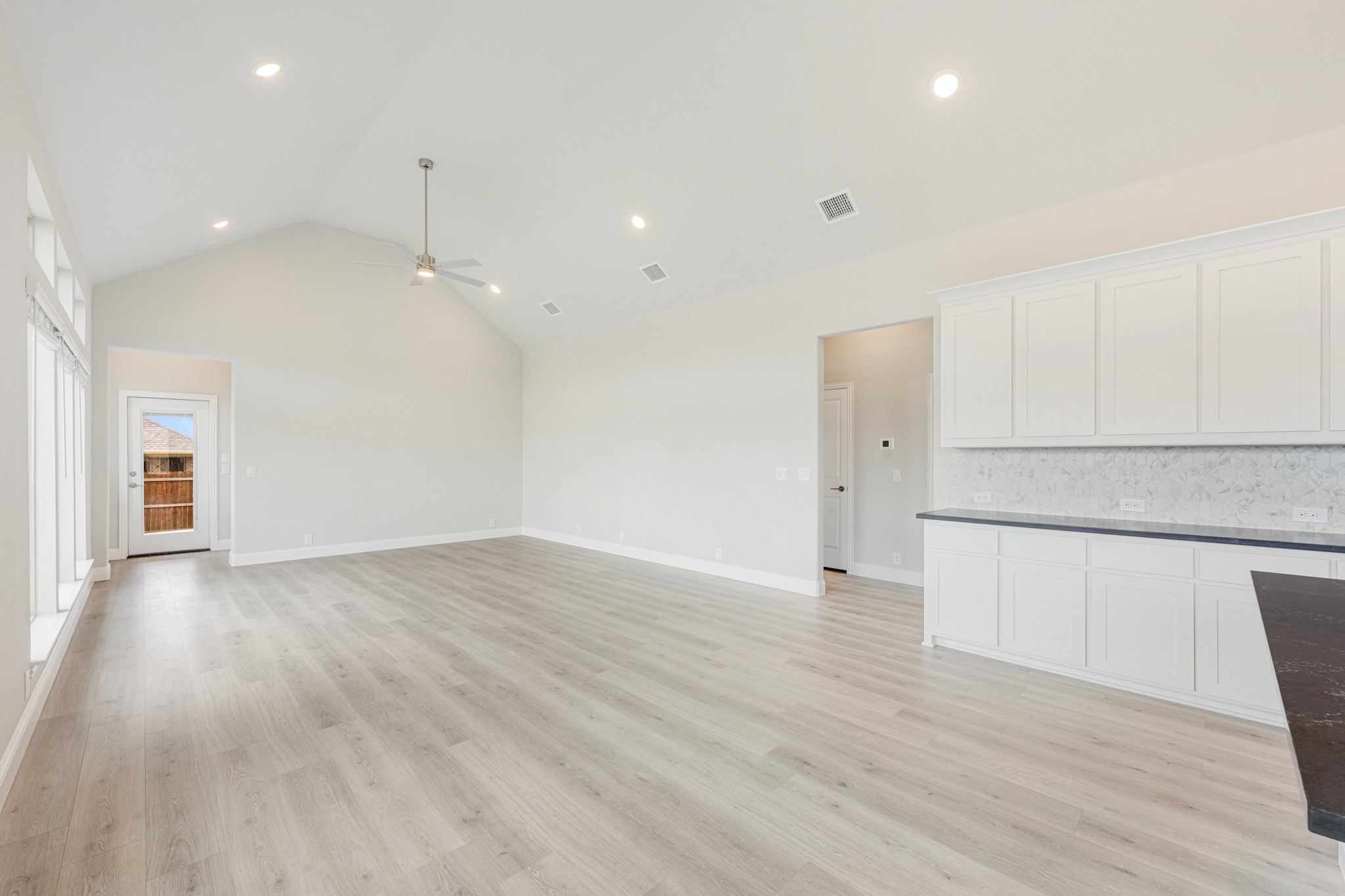 1005 River Oaks Drive Godley TX 76044