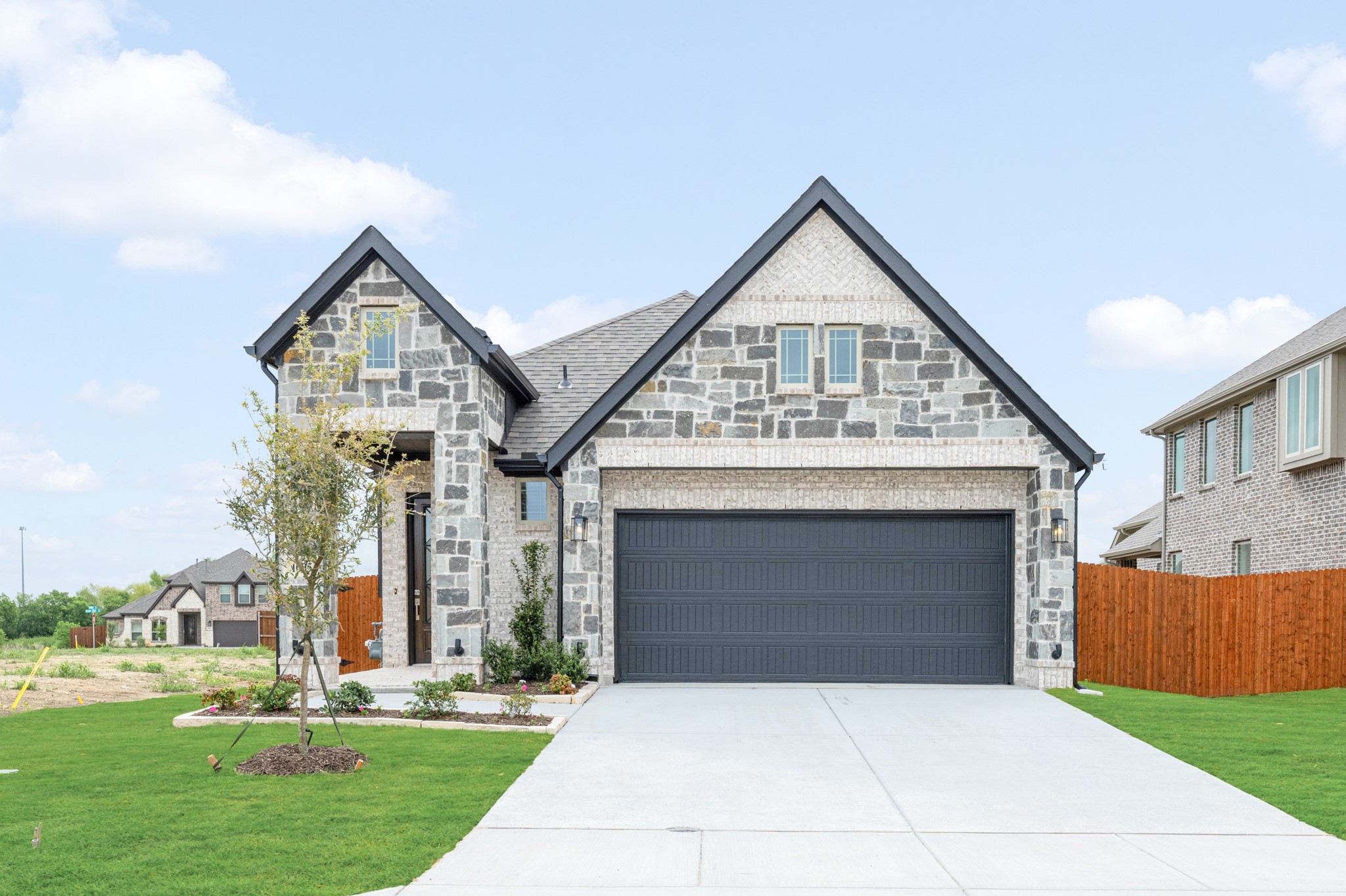 1005 River Oaks Drive Godley TX 76044