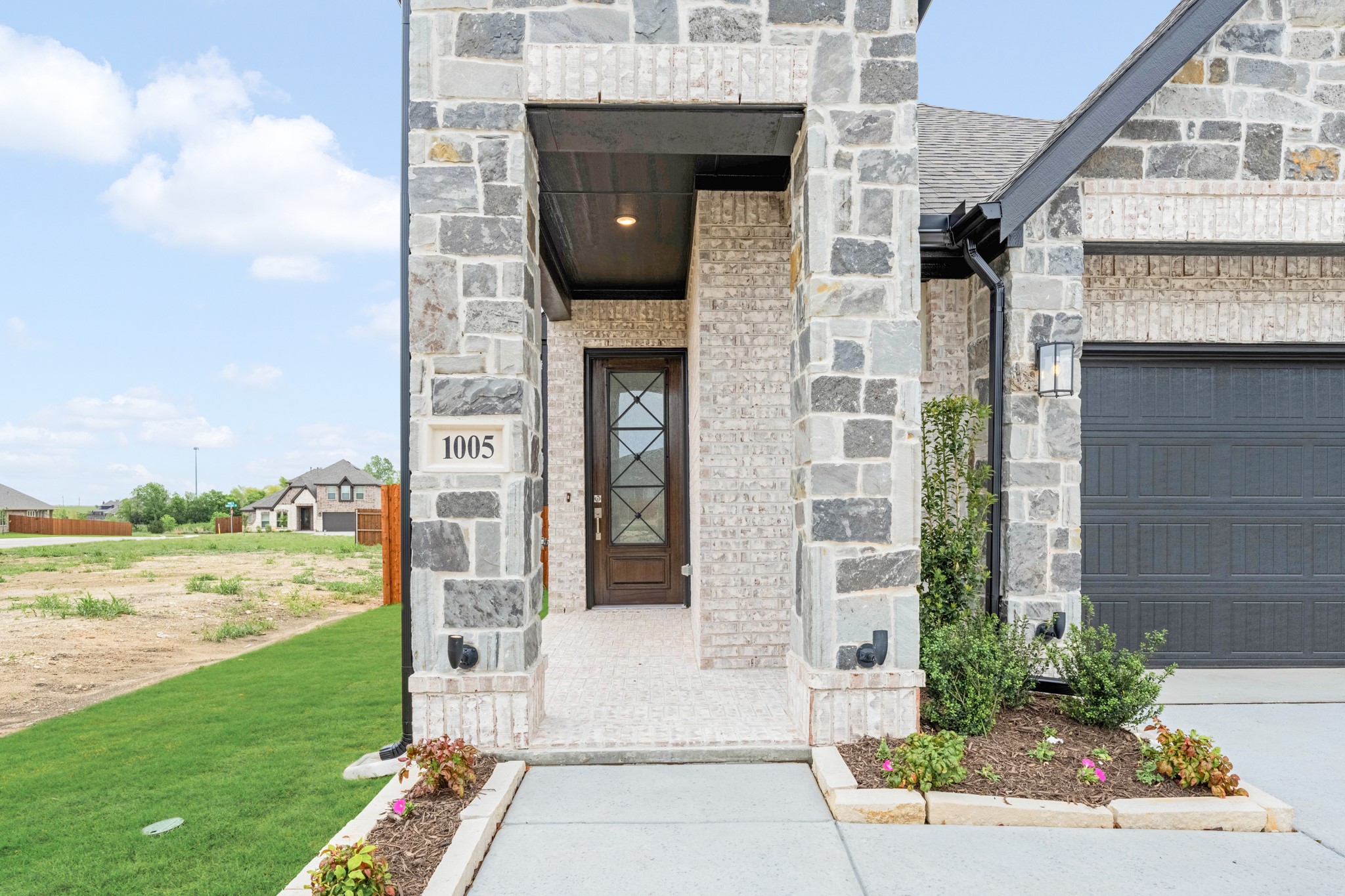 1005 River Oaks Drive Godley TX 76044