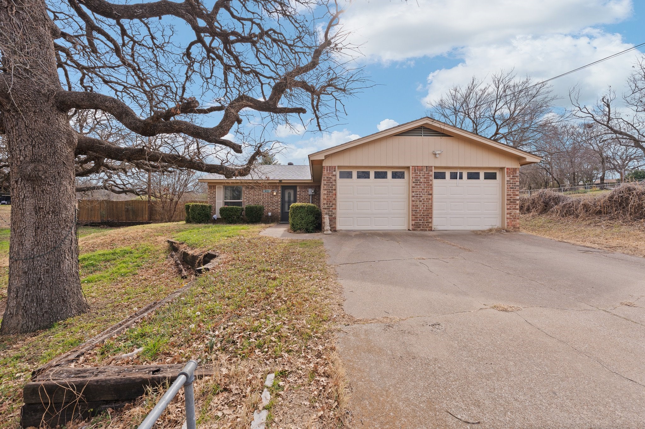 411 Vine Street Weatherford TX 76086