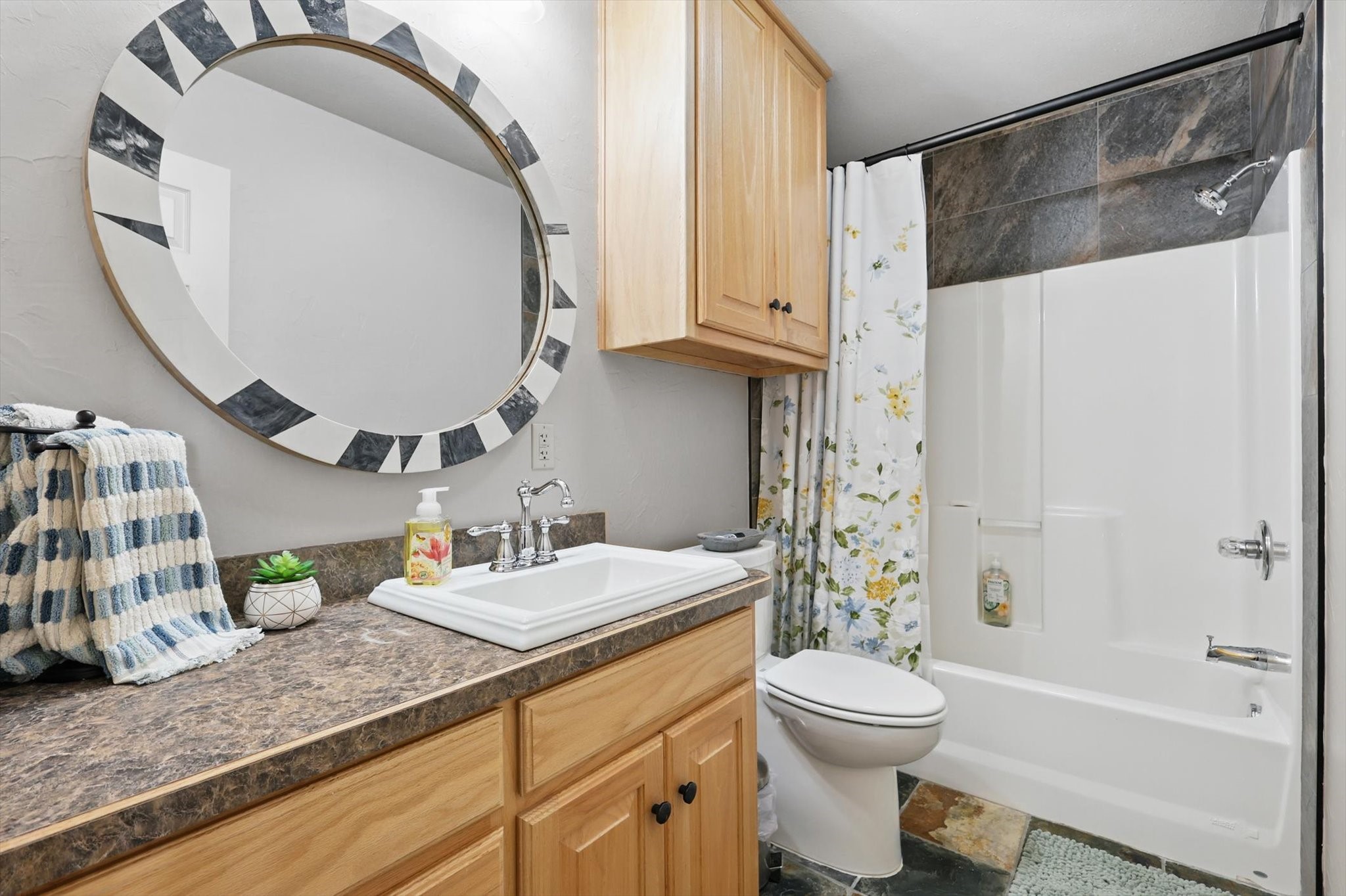 186 W Hells Gate Drive Strawn TX 76475