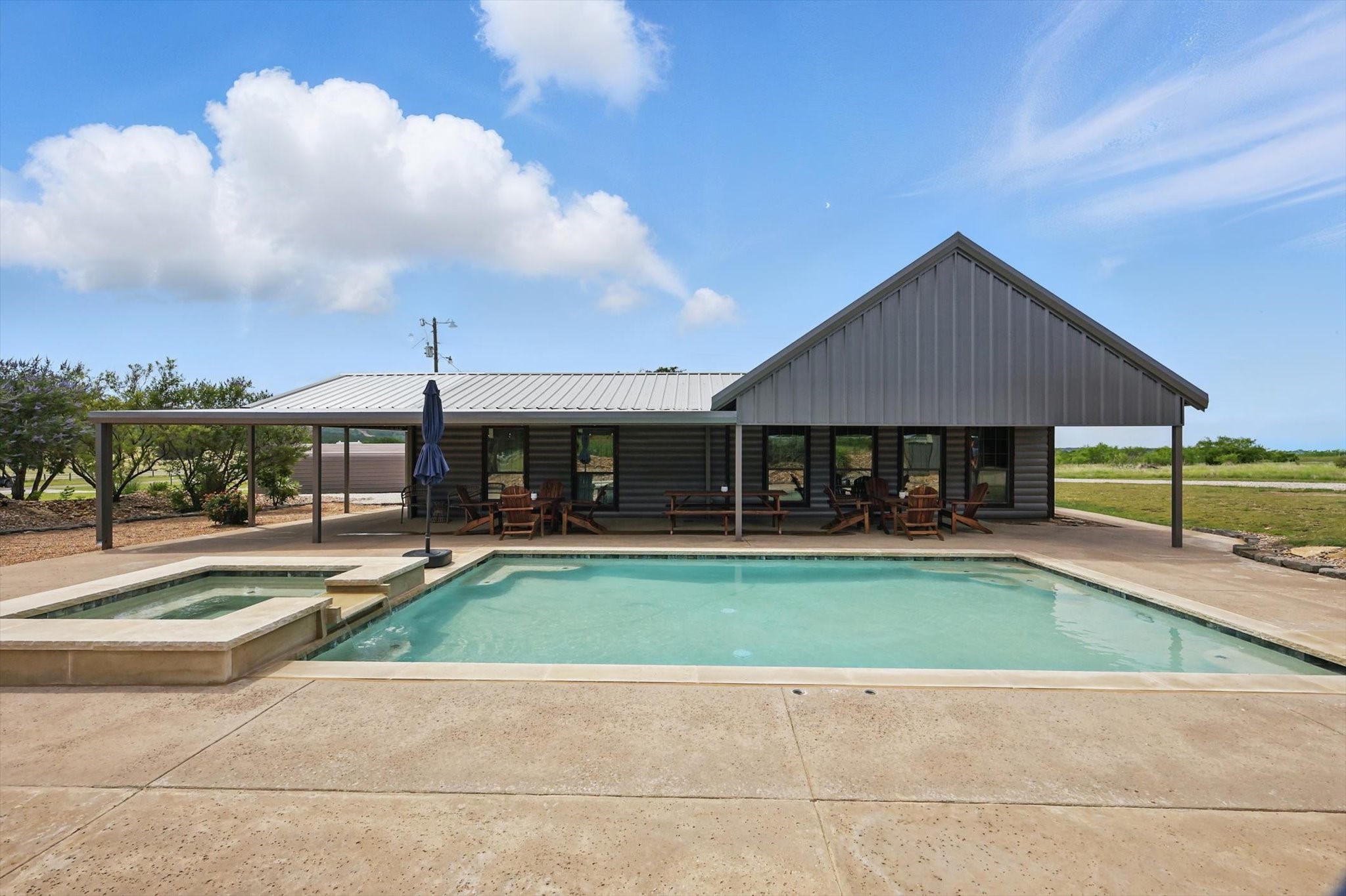 186 W Hells Gate Drive Strawn TX 76475