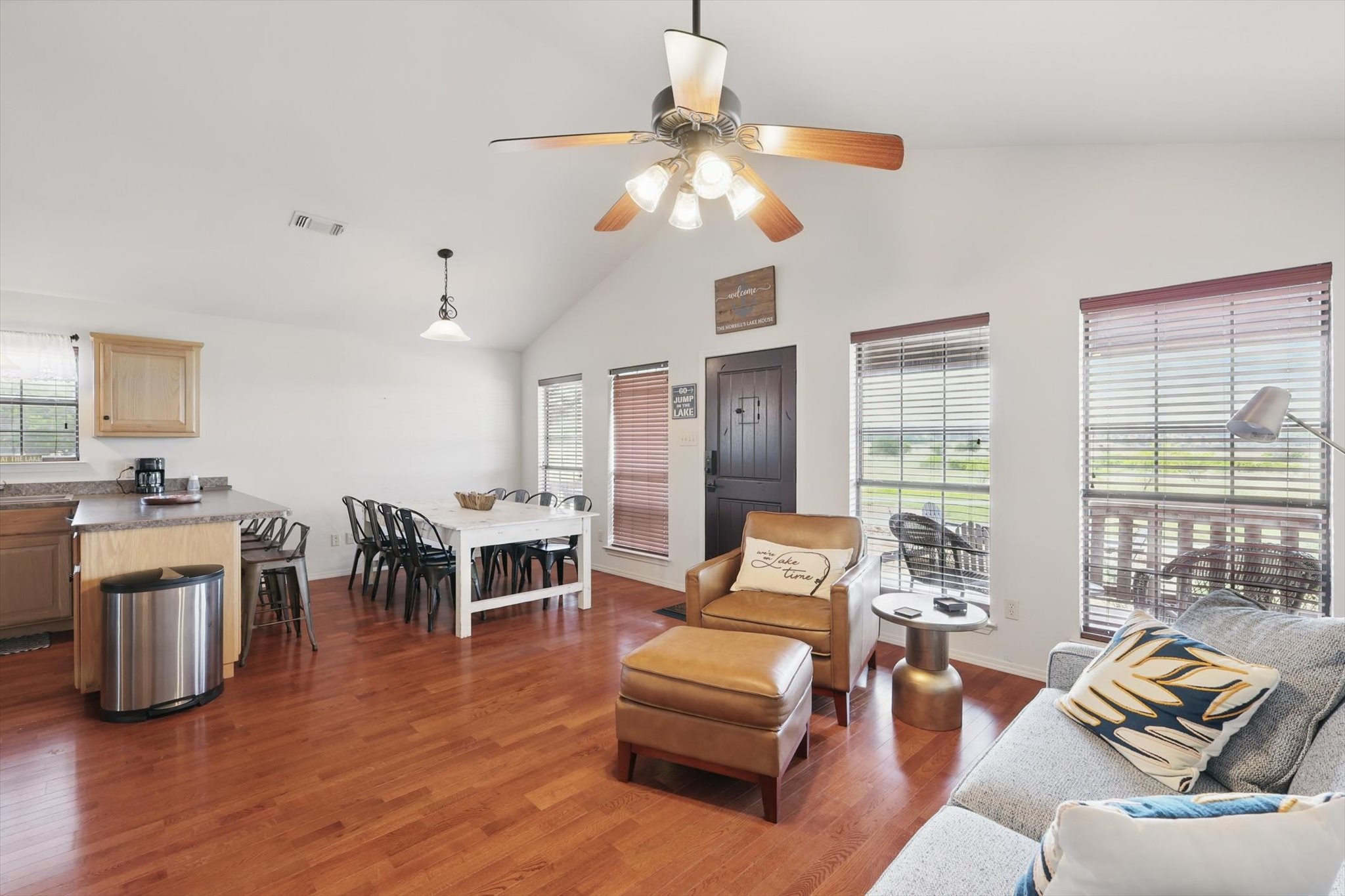 186 W Hells Gate Drive Strawn TX 76475