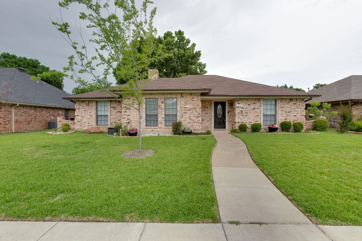 3114 Queenswood Lane Garland TX 75040