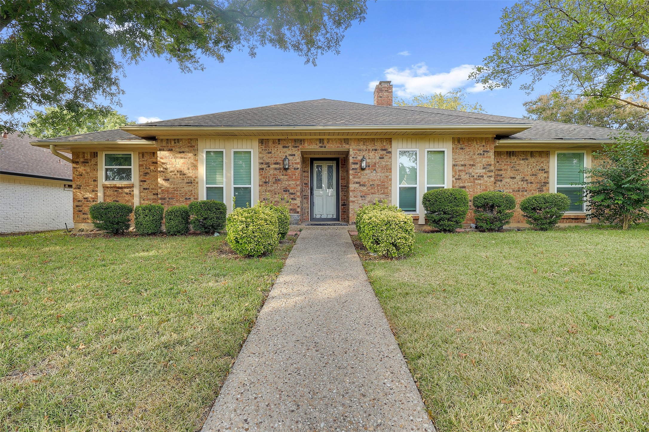 2213 Silver Holly Lane Richardson TX 75082