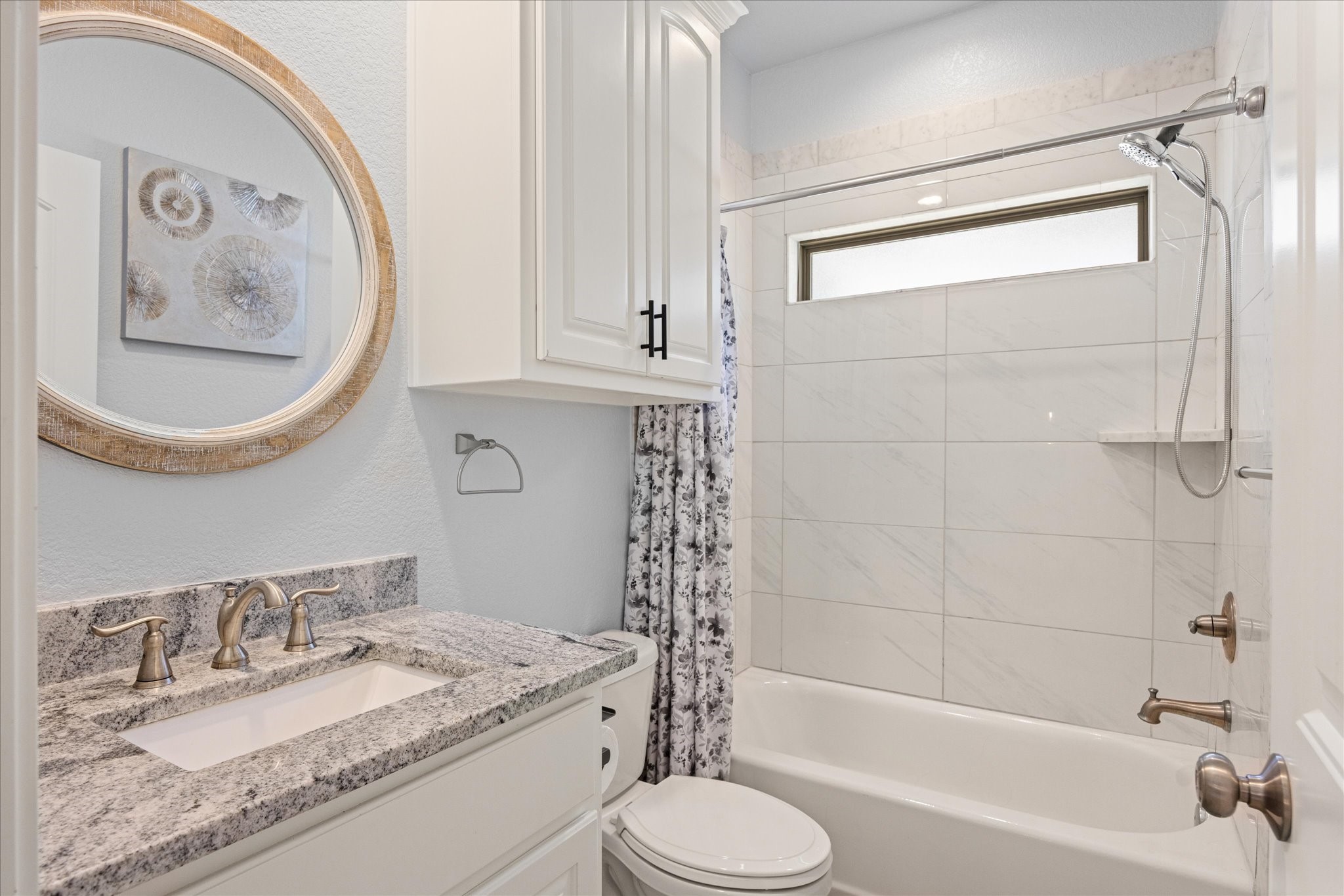 2206 Navasota Street Granbury TX 76048