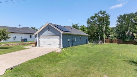 2206 Navasota Street Granbury TX 76048