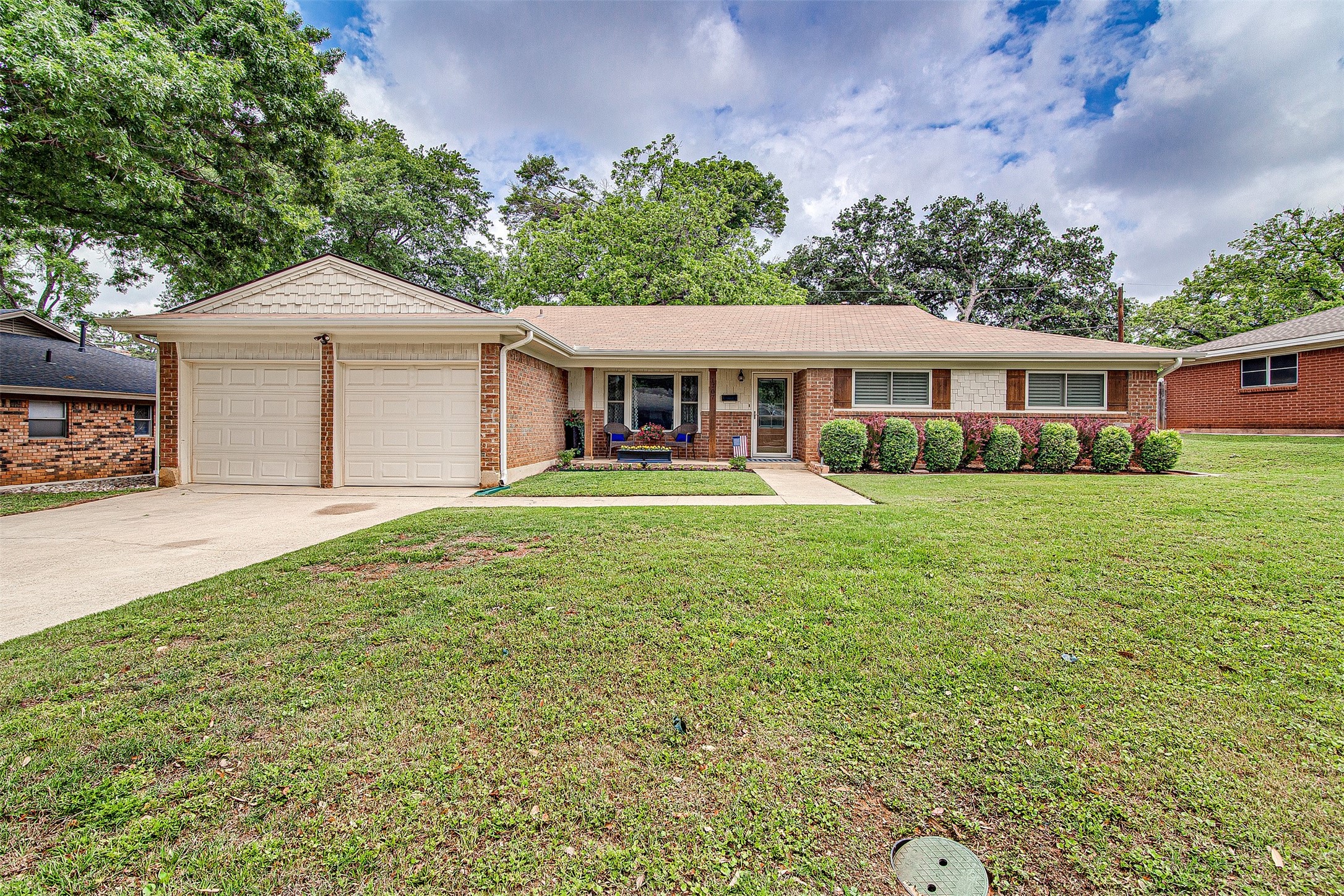 1707 Camellia Drive Arlington TX 76013
