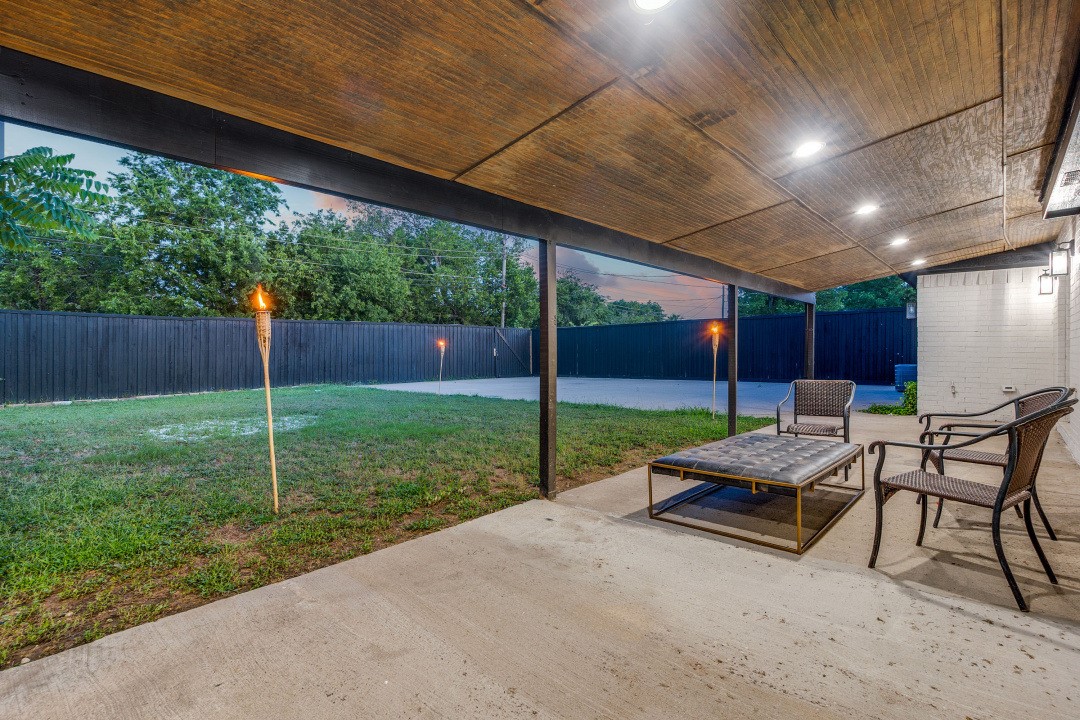 3304 Inwood Road Dallas TX 75235