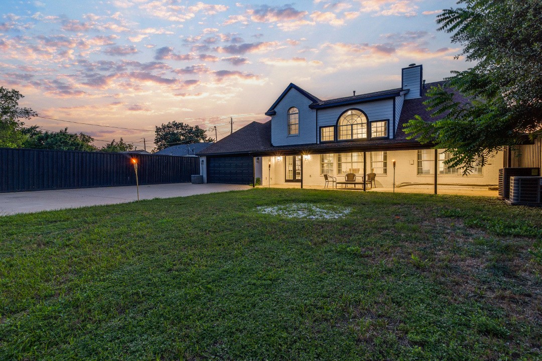 3304 Inwood Road Dallas TX 75235