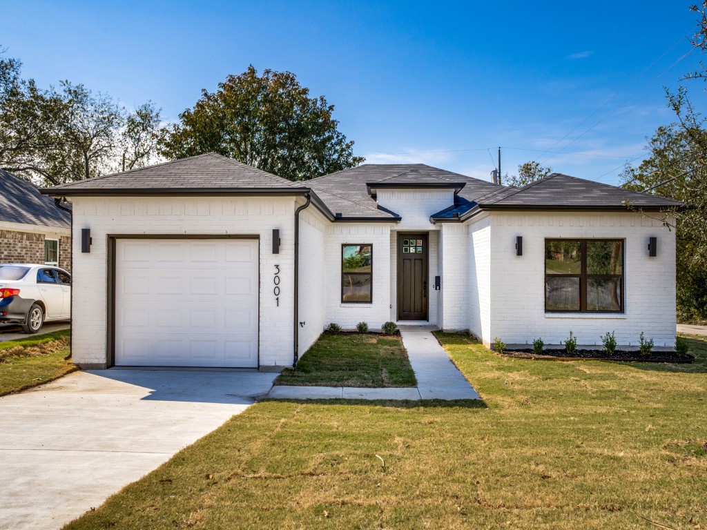3001 Fernwood Avenue Dallas TX 75216