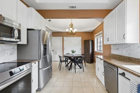 17230 Marianne Circle Dallas TX 75252