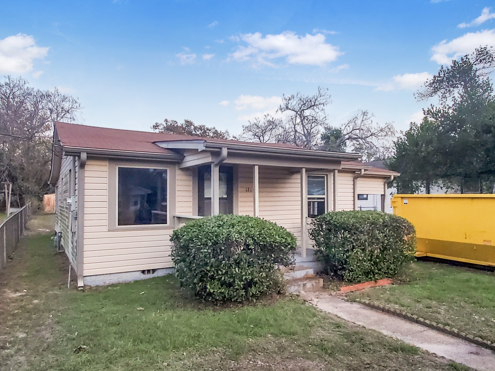 1216 S Francis Street Tyler TX 75701