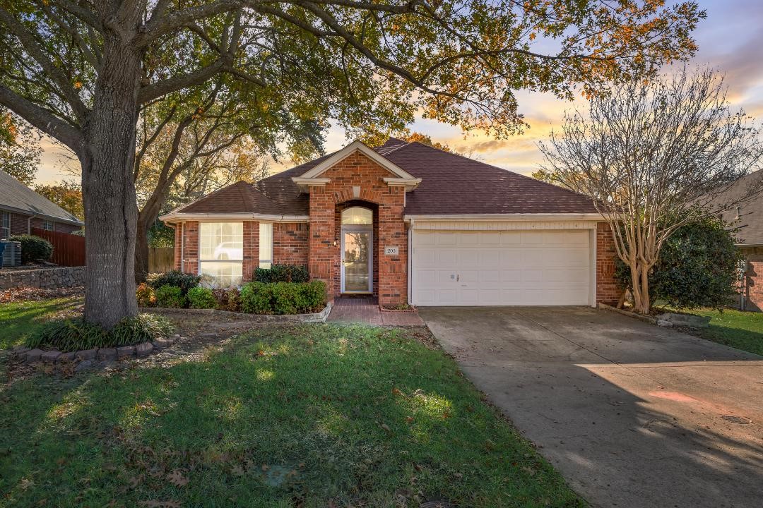 203 Julian Drive Rockwall TX 75087