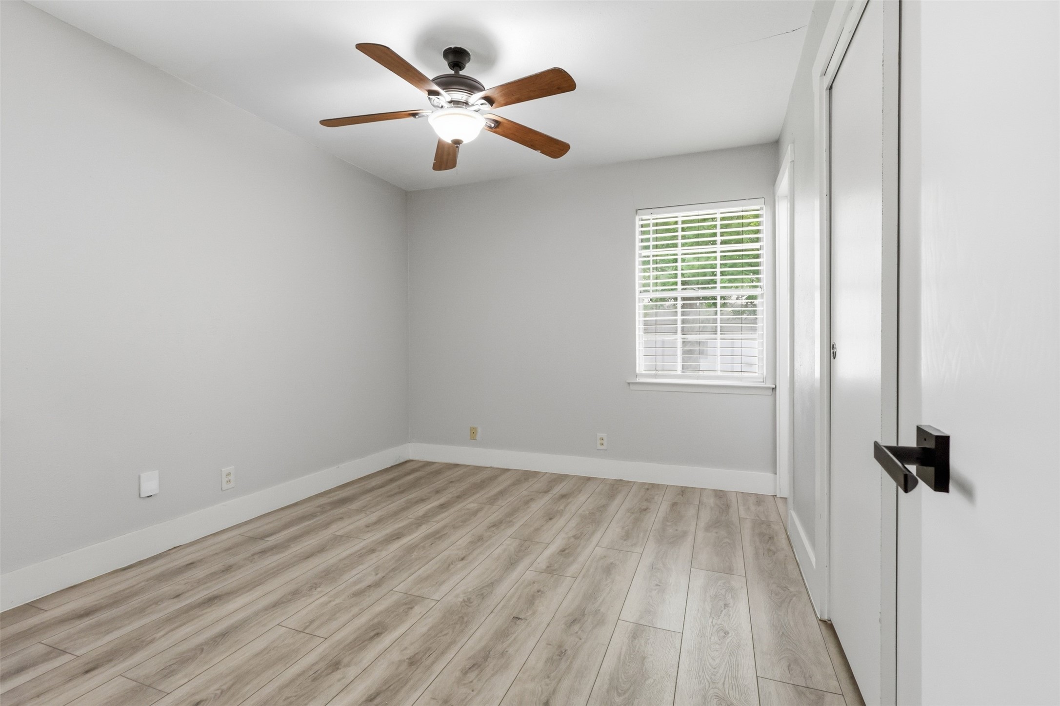 205 W Huitt Lane Euless TX 76040