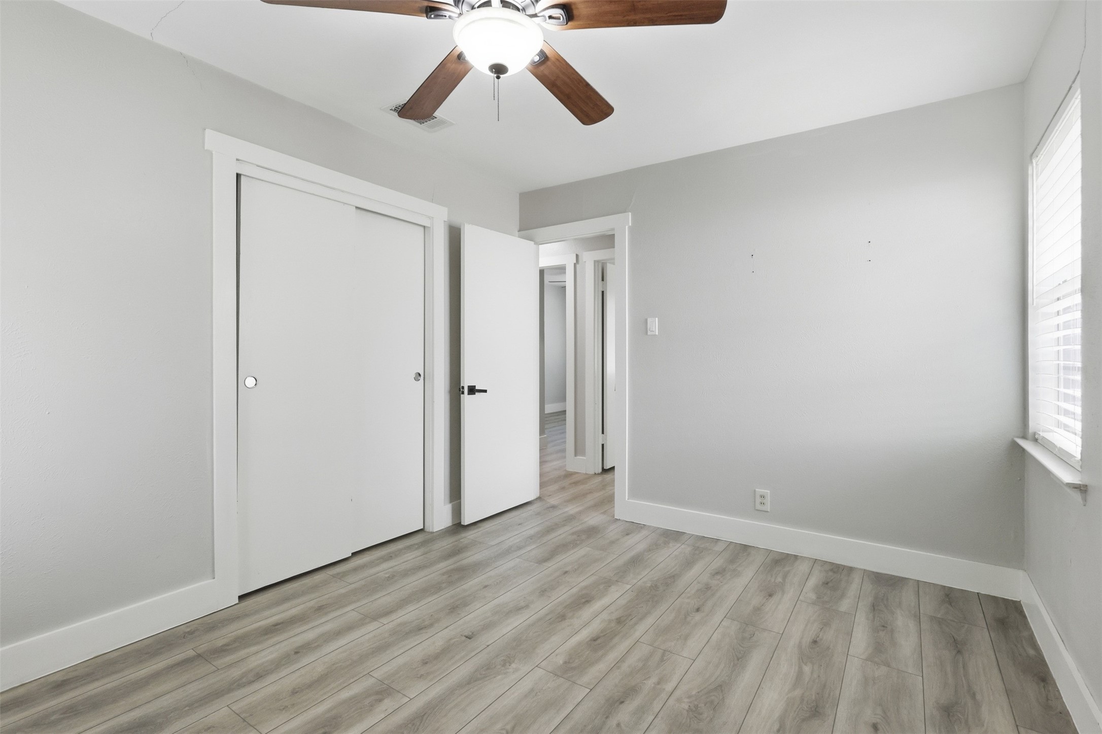 205 W Huitt Lane Euless TX 76040