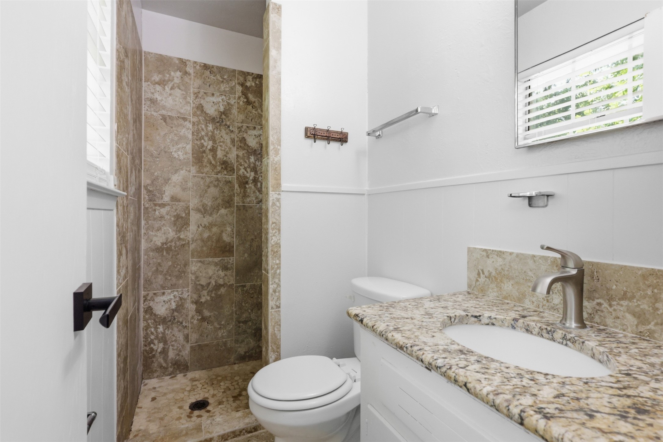 205 W Huitt Lane Euless TX 76040