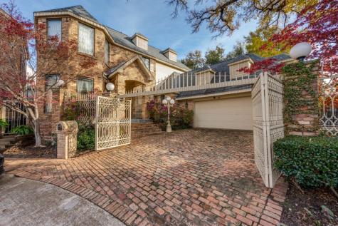 9102 Chapel Valley Road Dallas TX 75220