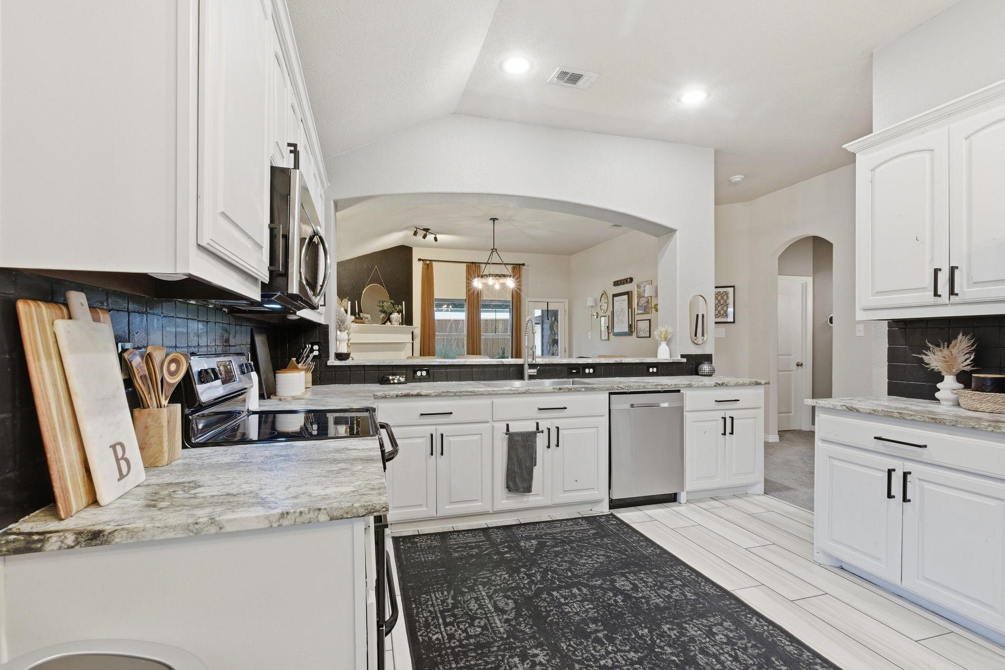 4003 Gabi Avenue Heartland TX 75126