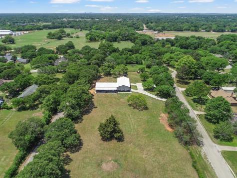 716 Hunting Brook Court Burleson TX 76028