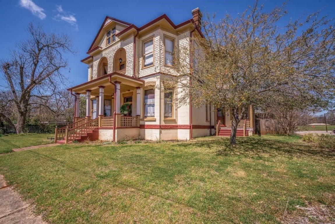 182 W 5th Street Rusk TX 75785