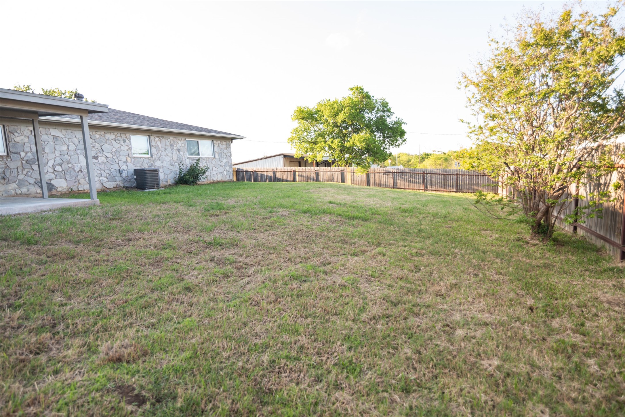 601 N Rosenstein Street Bells TX 75414