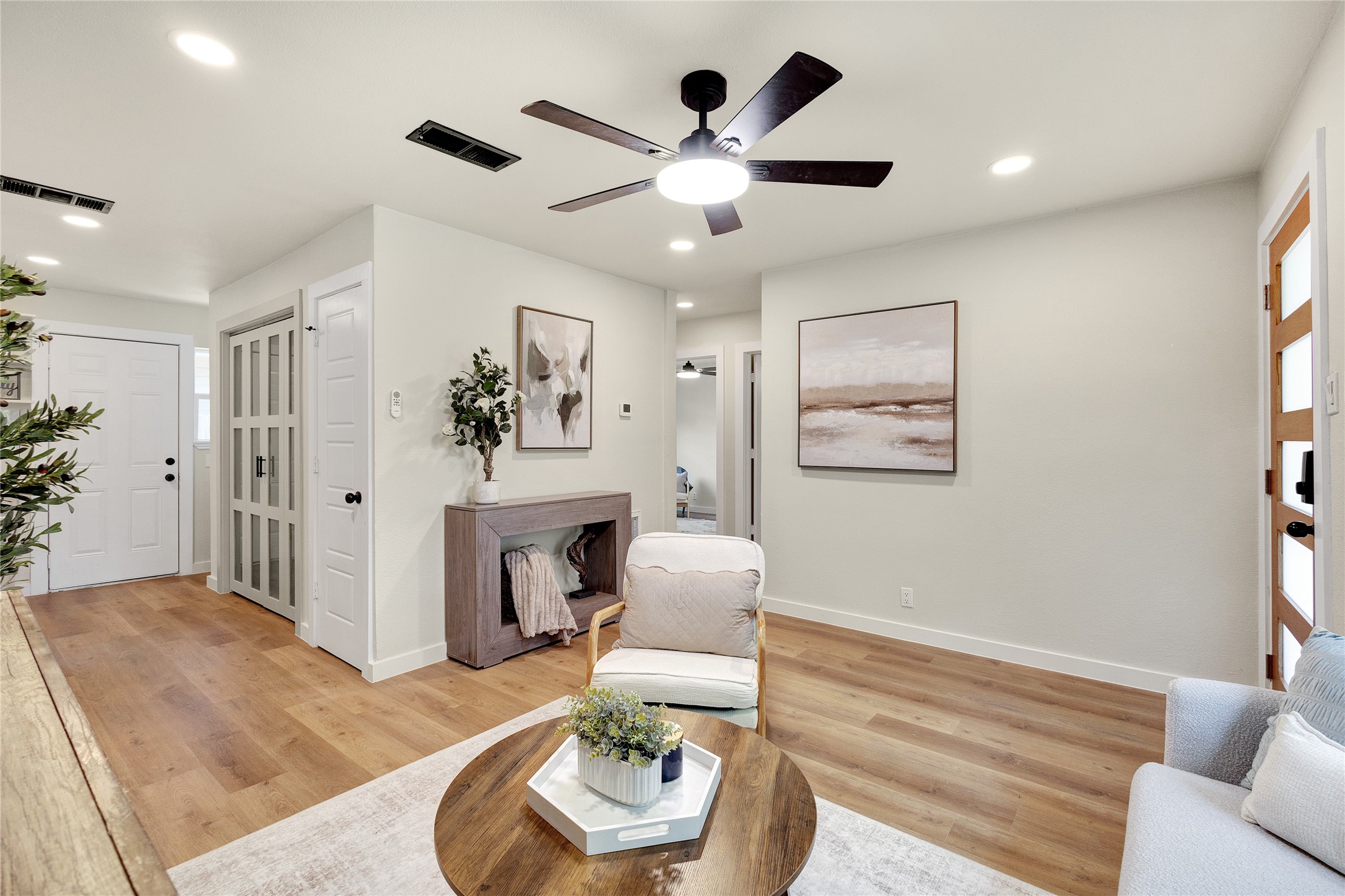 203 Broad Street Mckinney TX 75069