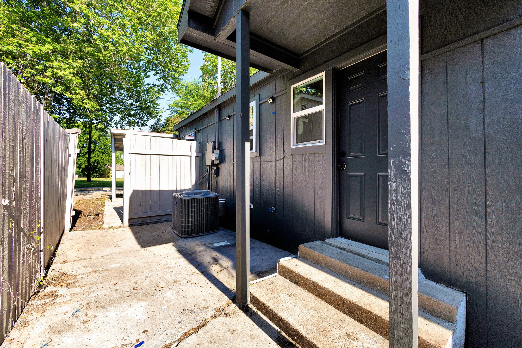 203 Broad Street Mckinney TX 75069