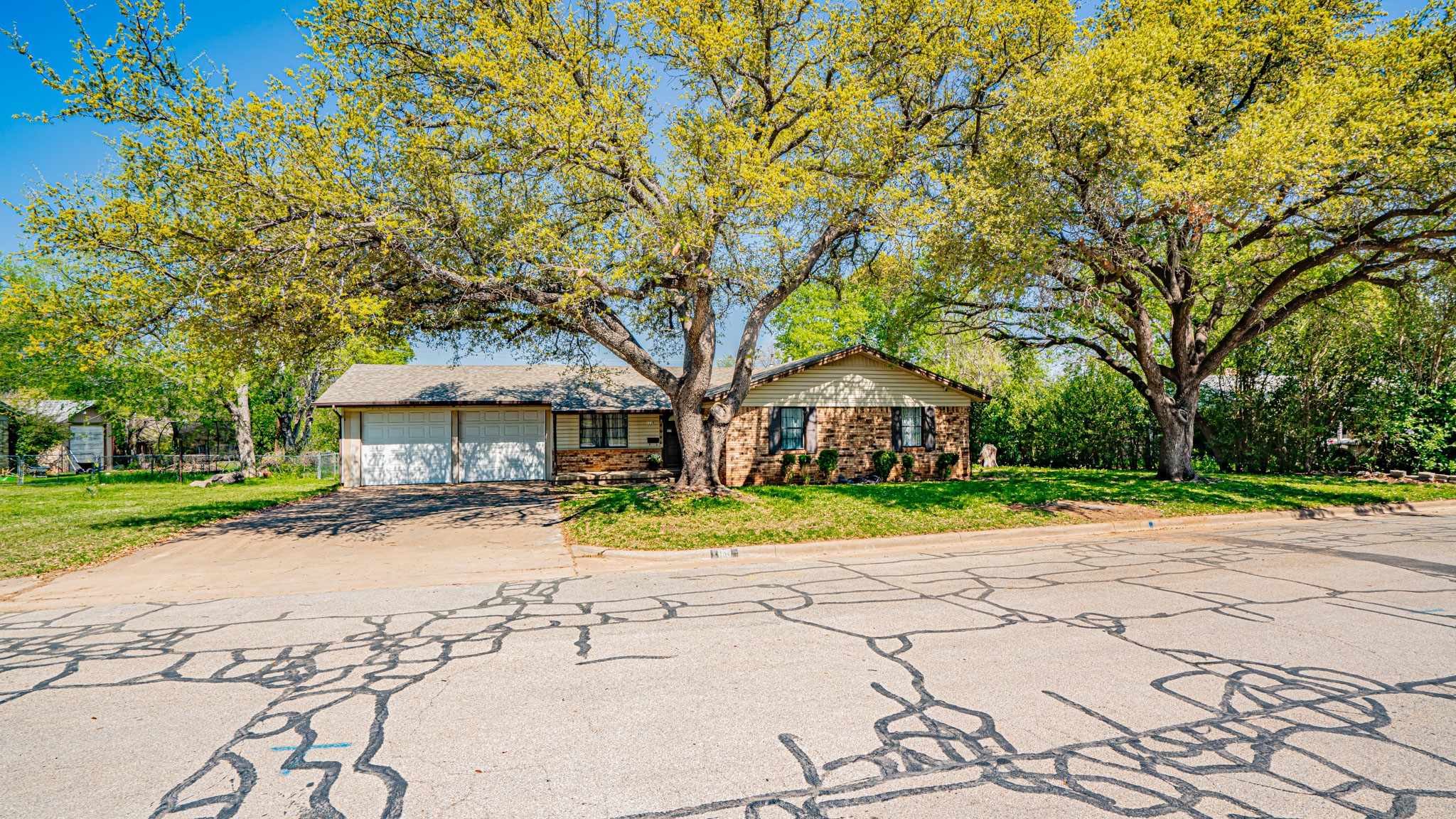 1110 Penrod Street Granbury TX 76048