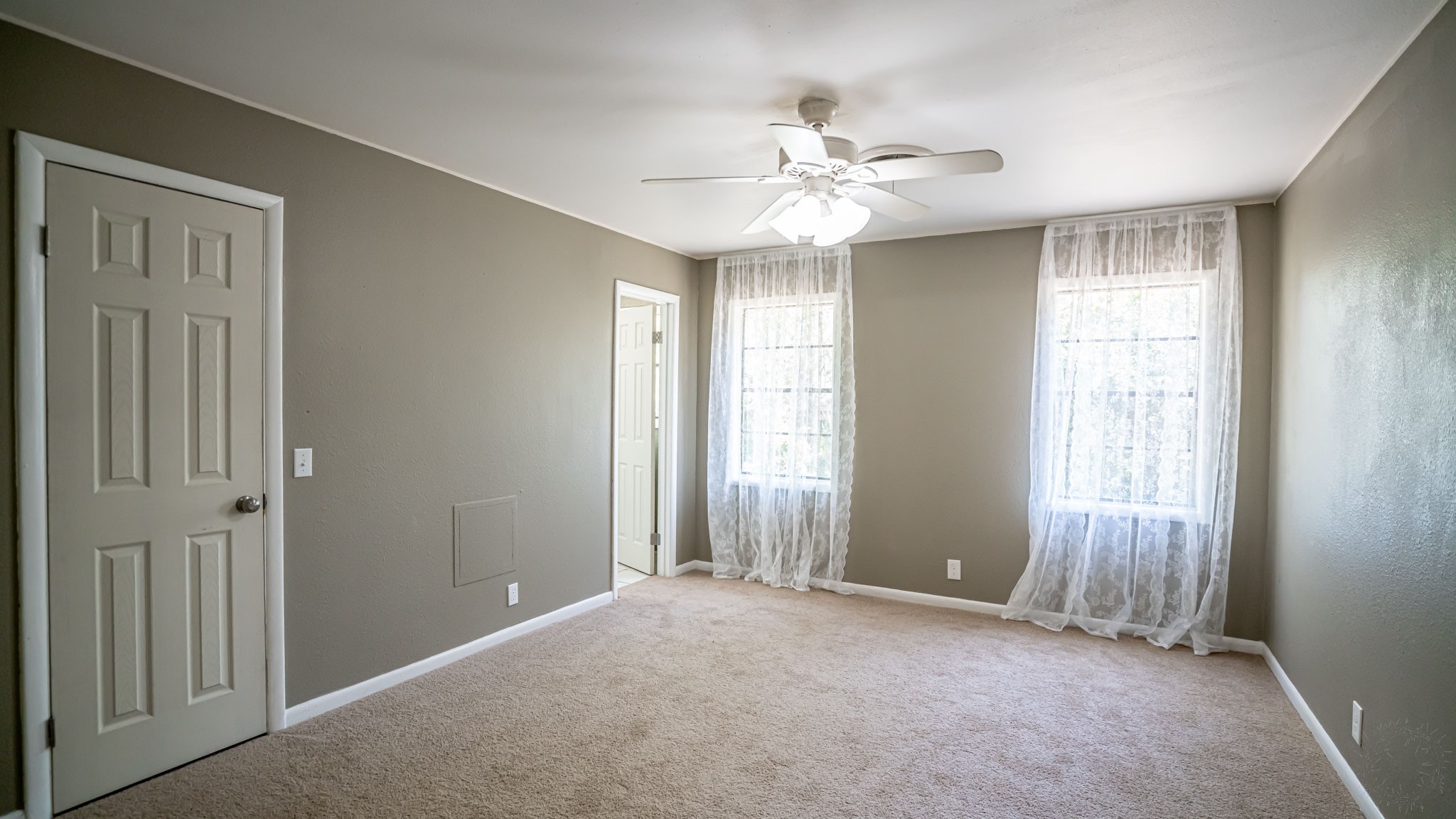 1110 Penrod Street Granbury TX 76048