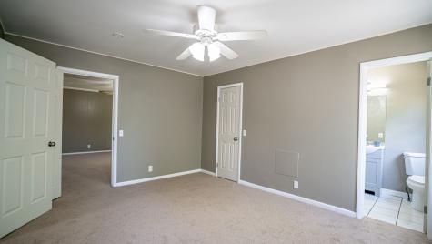 1110 Penrod Street Granbury TX 76048