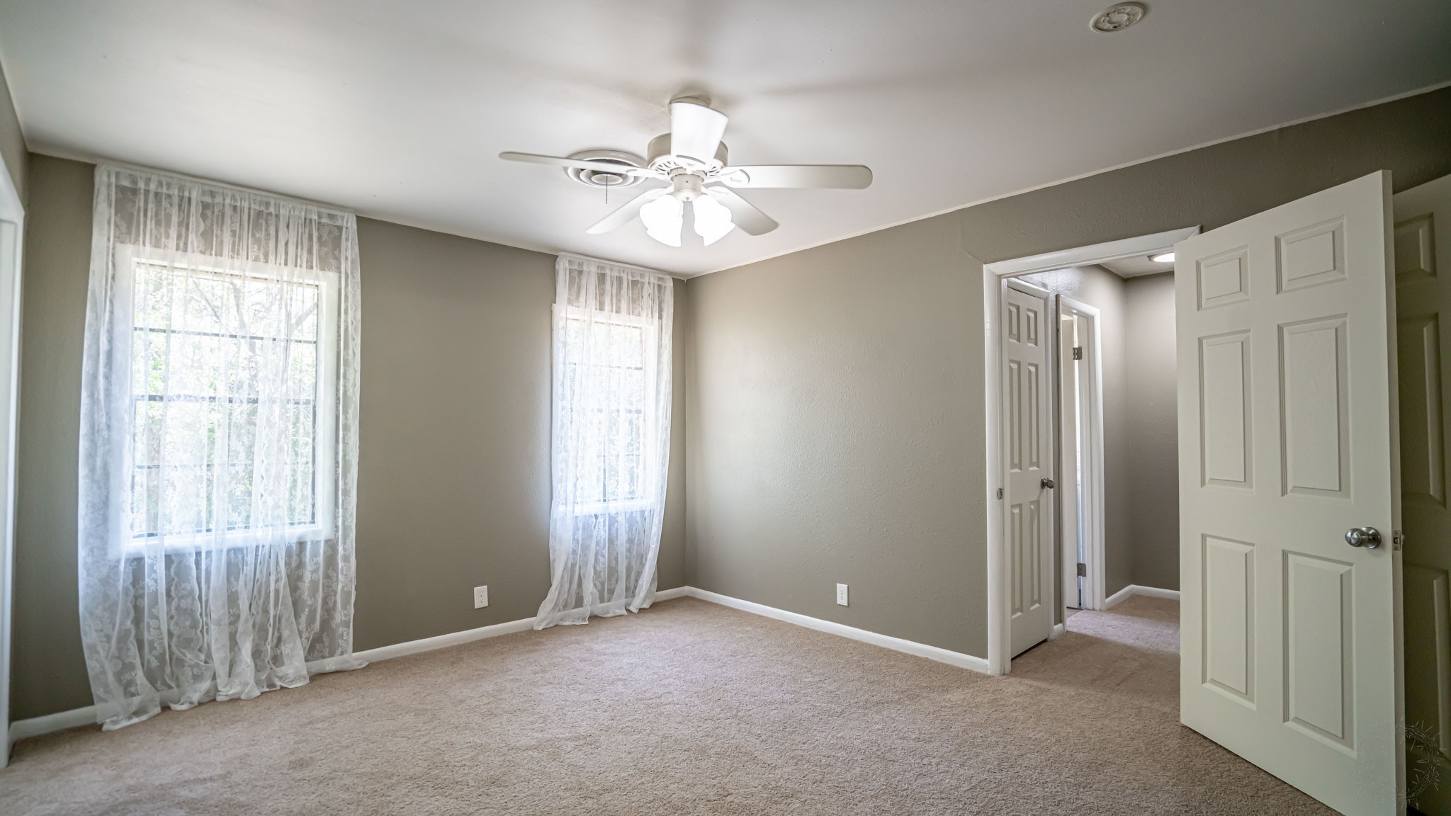 1110 Penrod Street Granbury TX 76048