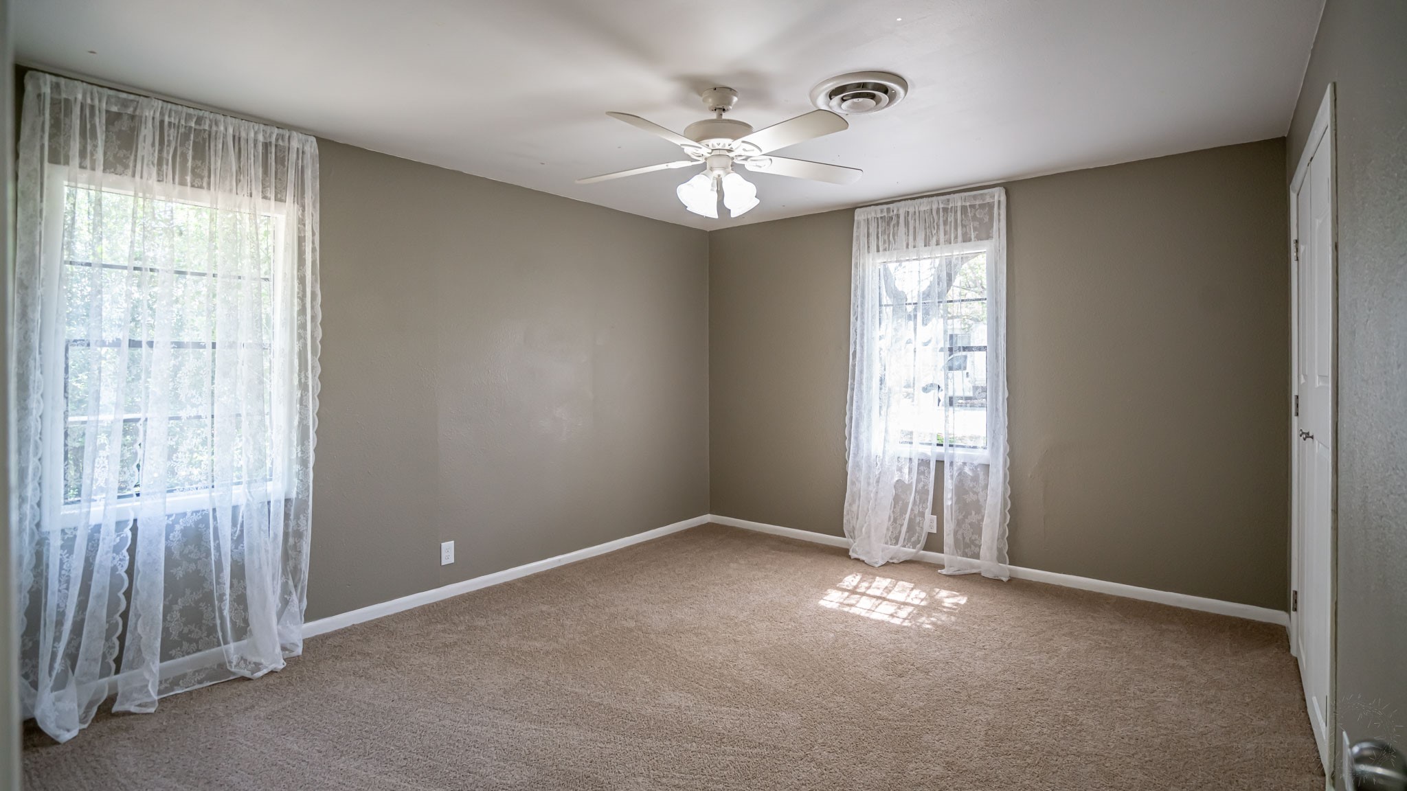 1110 Penrod Street Granbury TX 76048