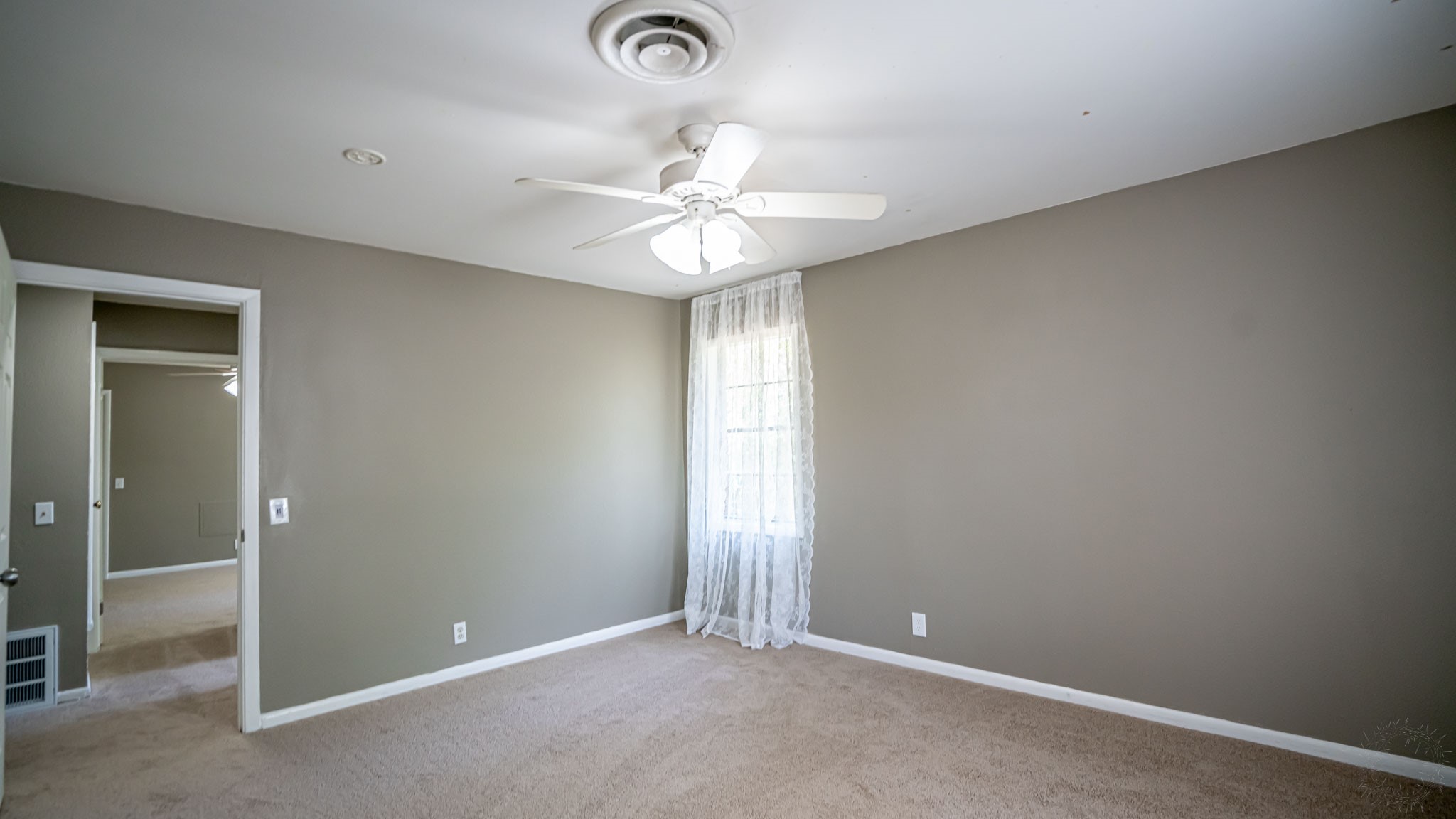 1110 Penrod Street Granbury TX 76048