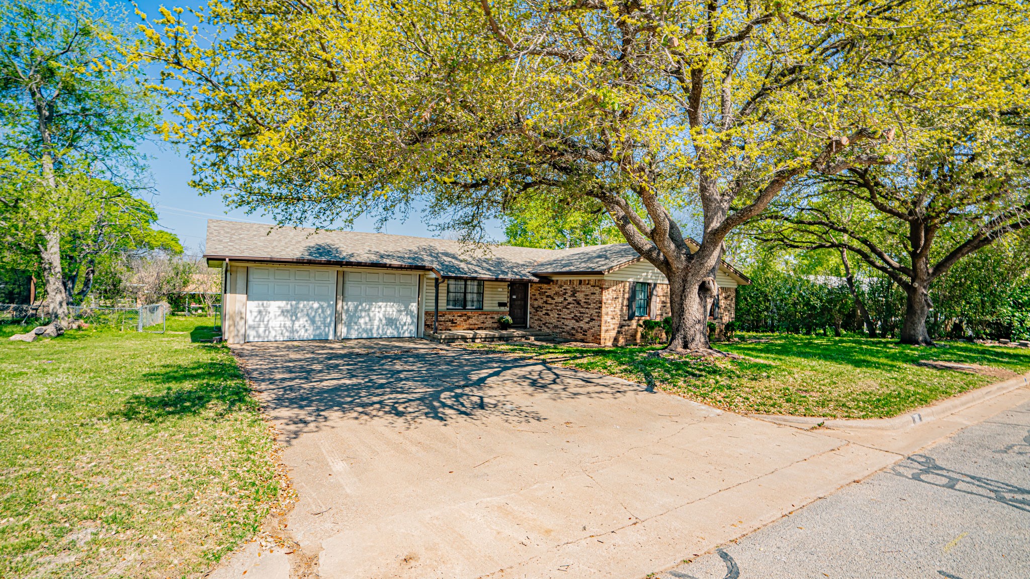 1110 Penrod Street Granbury TX 76048