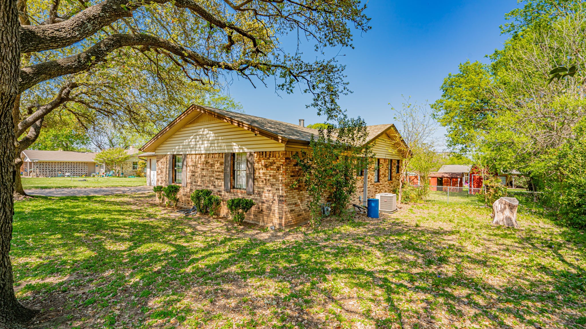 1110 Penrod Street Granbury TX 76048