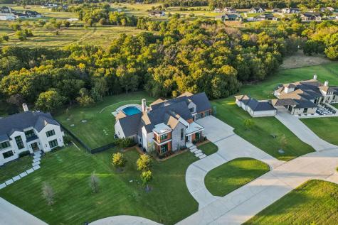 1835 Creekview Court Argyle TX 76226