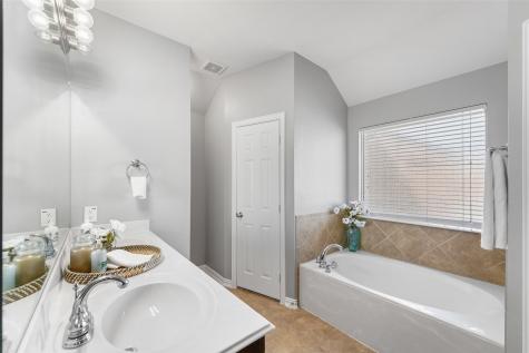 101 Paddock Lane Mclendon Chisholm TX 75032