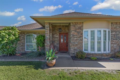 711 Aqua Vista Drive Granbury TX 76049